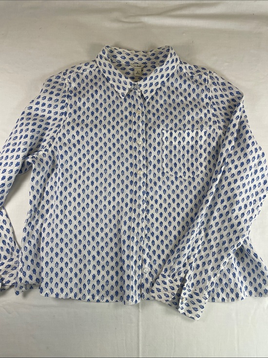L.L. Bean Tops - L.L. Bean Linen Cropped indigo floral Button-Down Shirt L